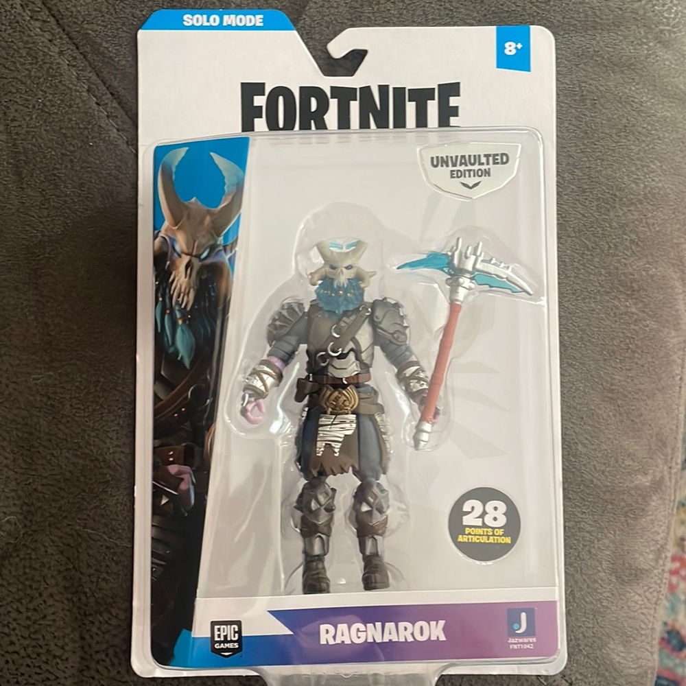 NEW Fortnite Solo Mode Series Ragnarok Unvaulted with 28 Points of Articulation